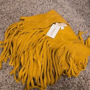 NIZINA Mustard Fringe Scarf